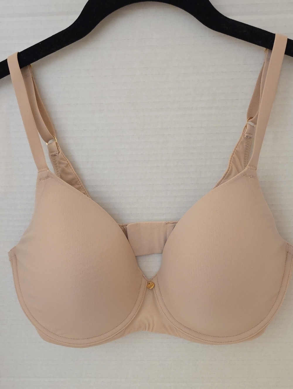 Natori NWOT Women's Nude Cloud Comfort Back Smoothing T-Shirt Underwire Bra 34DD